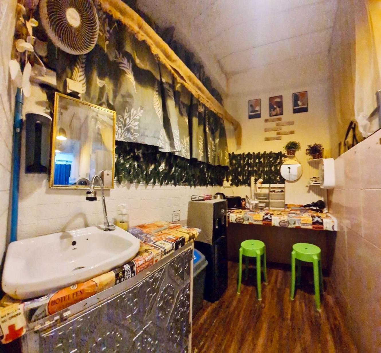 Me Hostel & Homestay At Haadrin Haad Rin Zewnętrze zdjęcie