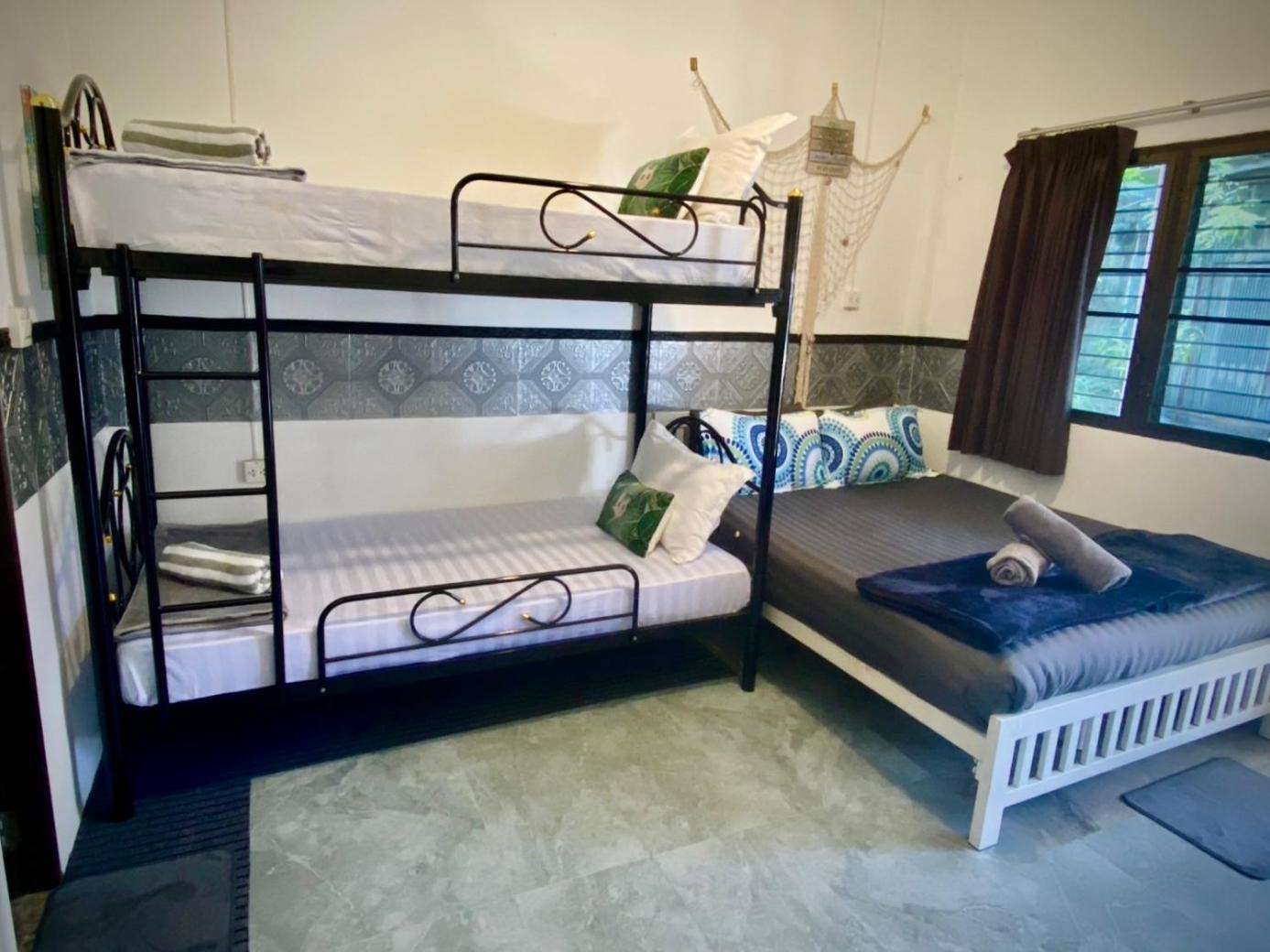 Me Hostel & Homestay At Haadrin Haad Rin Zewnętrze zdjęcie