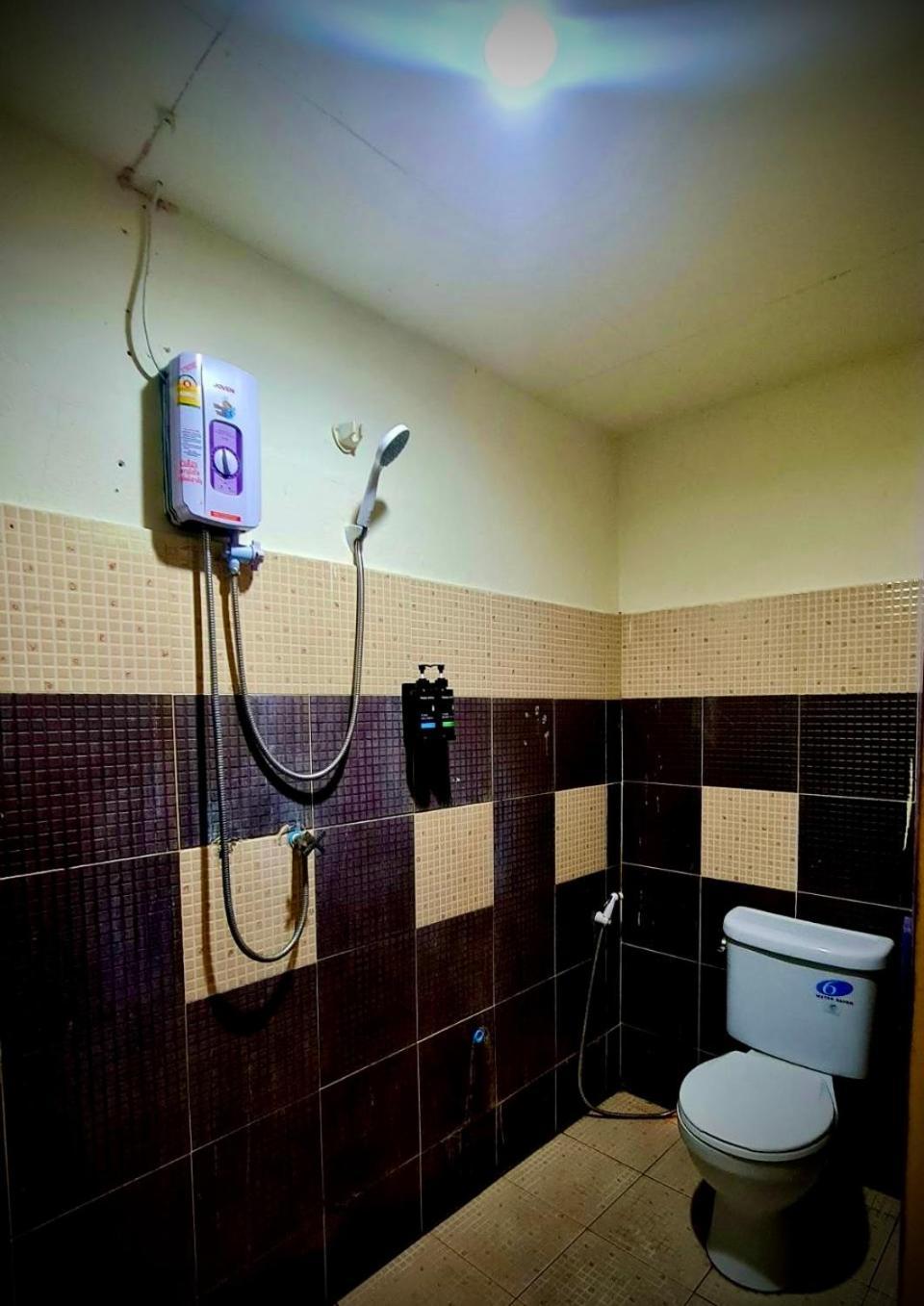 Me Hostel & Homestay At Haadrin Haad Rin Zewnętrze zdjęcie